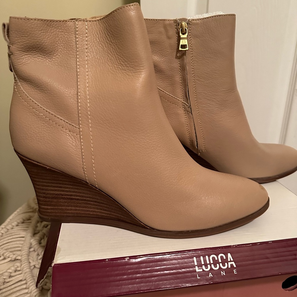 Lucca Lane wedge booties